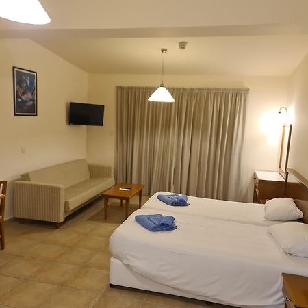Nissiana Hotel & Bungalows Agia Napa Exterior foto