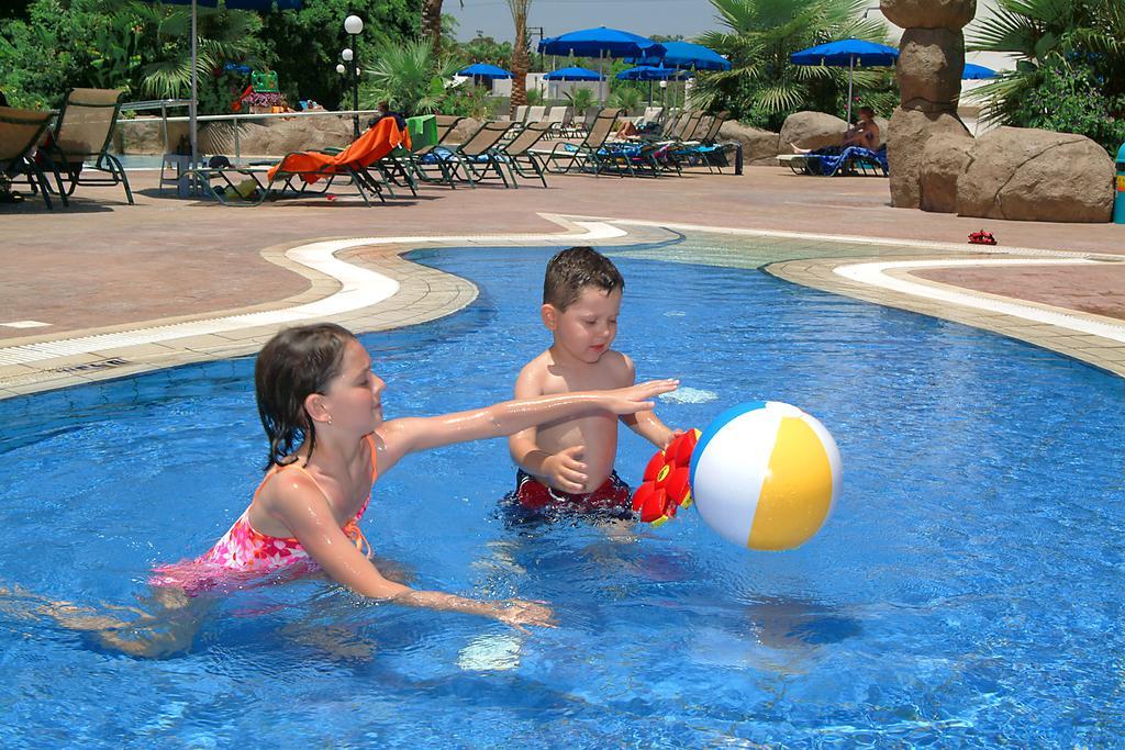 Nissiana Hotel & Bungalows Agia Napa Exterior foto
