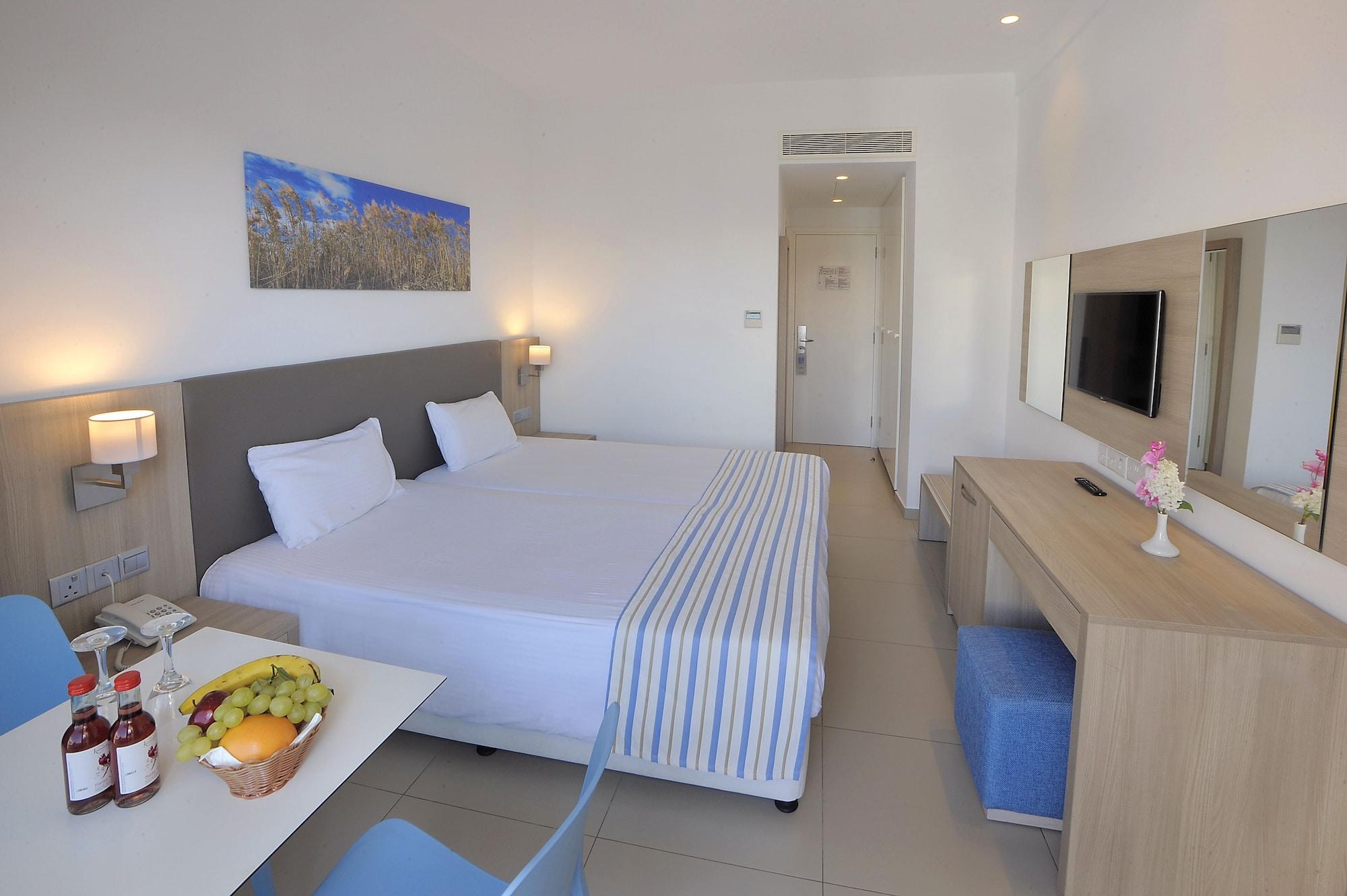 Nissiana Hotel & Bungalows Agia Napa Exterior foto