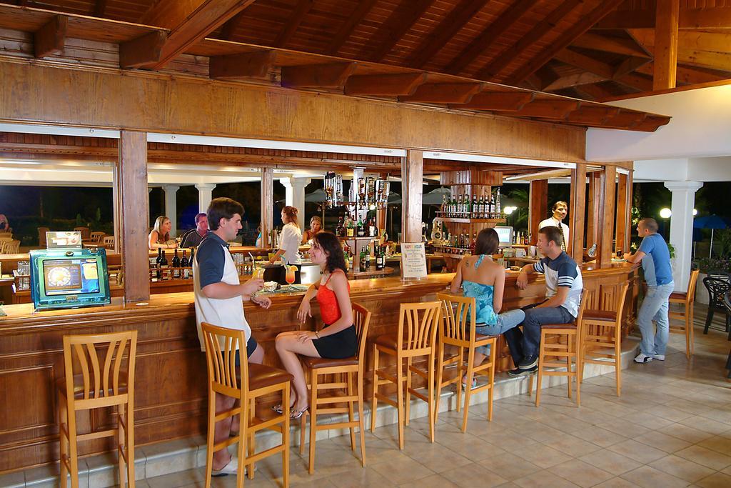 Nissiana Hotel & Bungalows Agia Napa Exterior foto